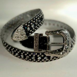 Sparkle Star Studded Belt by Guess -- Size M/L